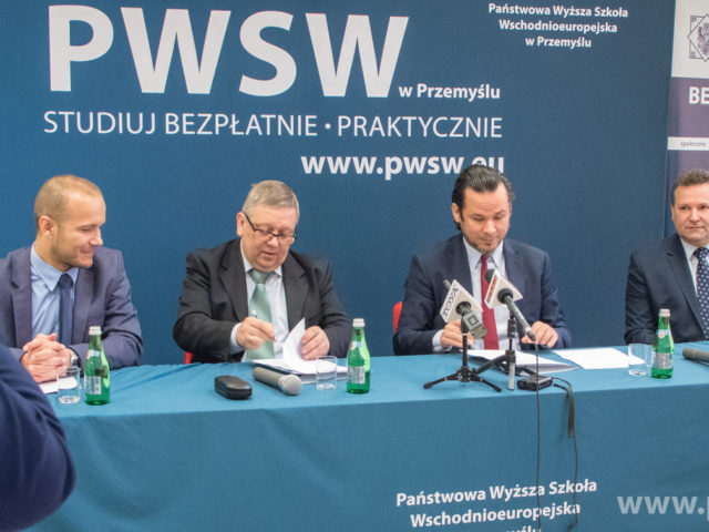 Na dobry początek pielęgniarstwa… Porozumienie o współpracy