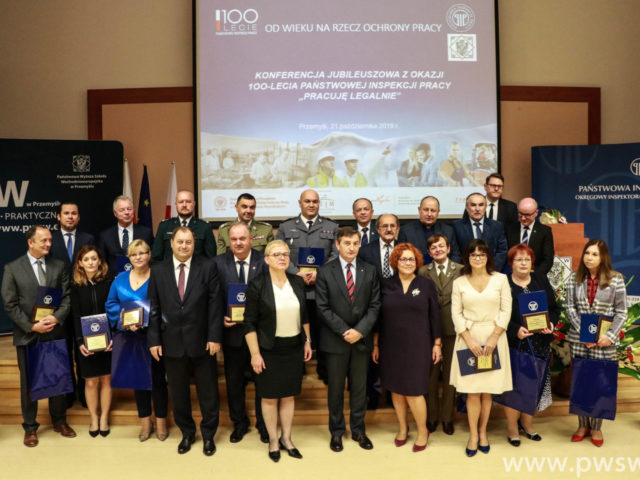 „Pracuję legalnie” – jubileuszowa konferencja Państwowej Inspekcji Pracy