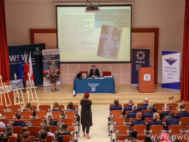 Warsztaty historyczne „OKM 1940 Ostaszków-Kalinin-Miednoje” w PANS