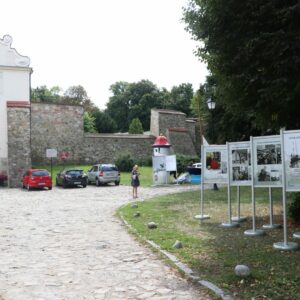 Wystawa plenerowa poświęcona Henrykowi Jaskule