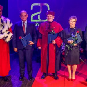 Przyznanie tytułu „Zasłużony dla PANS w Przemyślu” oraz wręczenie pamiątkowych medali
