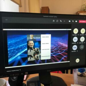 Monitor komputera, na którym wyświetla się prezentacja prelegenta Targów
