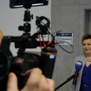 prof. Edyta Guty udziela wywiadu redaktorowi TVP Rzeszów