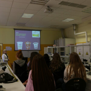Prace w laboratorium