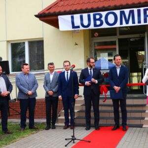 Po Domem Studenta od lewej: M. Ryś, T. Filozof, S. Solecki, R. Oliwa, M. Kurasz., B. Świeży, P. Trefler, E. Kasperska