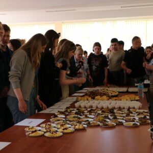 degustacja dań przygotowanych na V Dzień Erasmusa