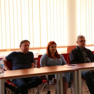 pracownicy PANS w Przemyślu w trakcie spotkania