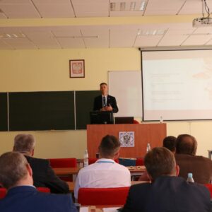 dr hab. Grzegorz Zając - w trakcie prelekcji