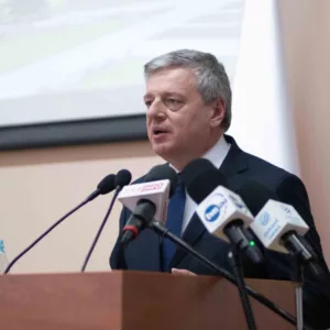 Prof. I. Tsependa głosi prelekcję
