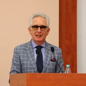 prof. dr hab. Andrzej Chwalba