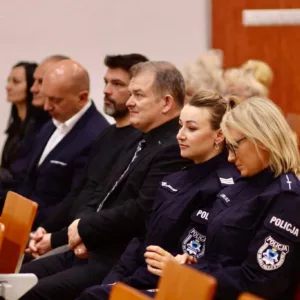 przedstawiciele PANS i Komendy Miejskiej w Przemyślu zgromadzeni na auli