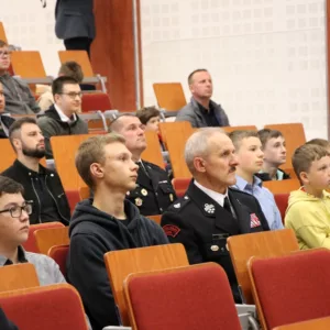 widok na aulę - uczestnicy i opiekunowie