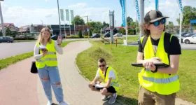 Pomiar ruchu pojazdów – praktyczne ćwiczenia na inżynierii transportu i logistyki