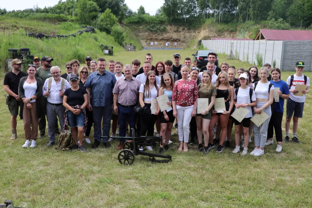 Promocja studiów w PANS w Przemyślu na kierunkach związanych z bezpieczeństwem i obronnością – uroczysty finał Zawodowców w mundurach