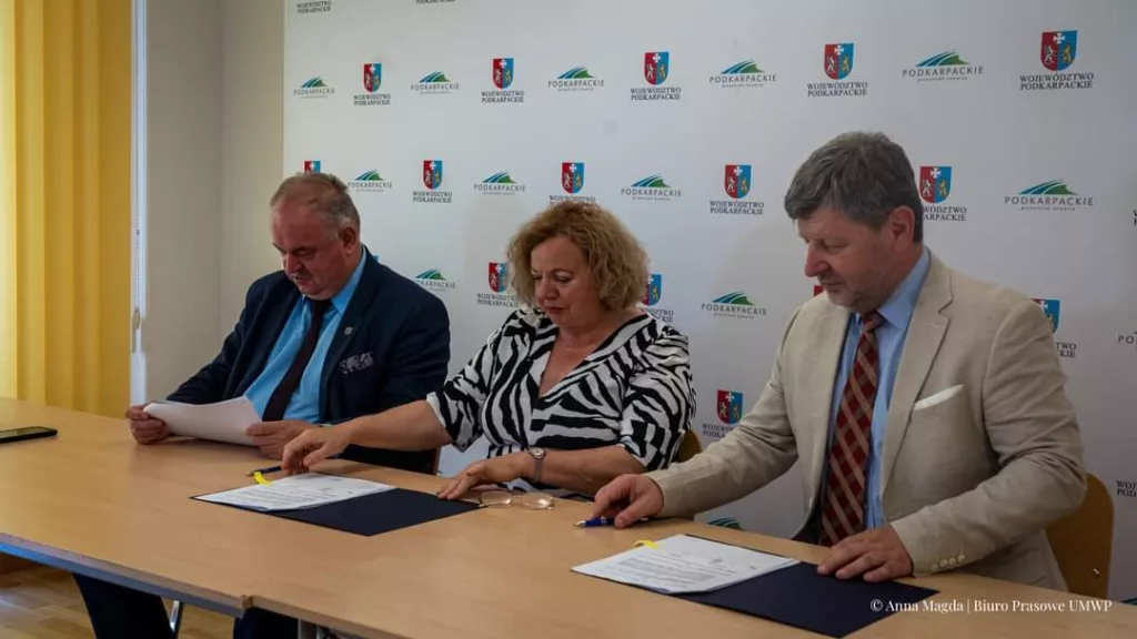 Wsparcie dla podkarpackich uczelni