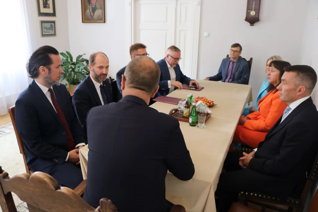 PANS, Alior Bank i Przemyśl, czyli potrójna korzyść ze współpracy
