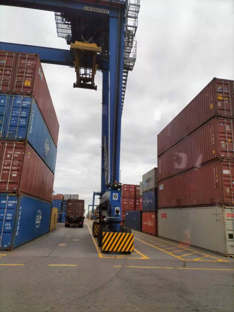 Studenci Logistyki z wizytą studyjną w Baltic Hub Container Terminal