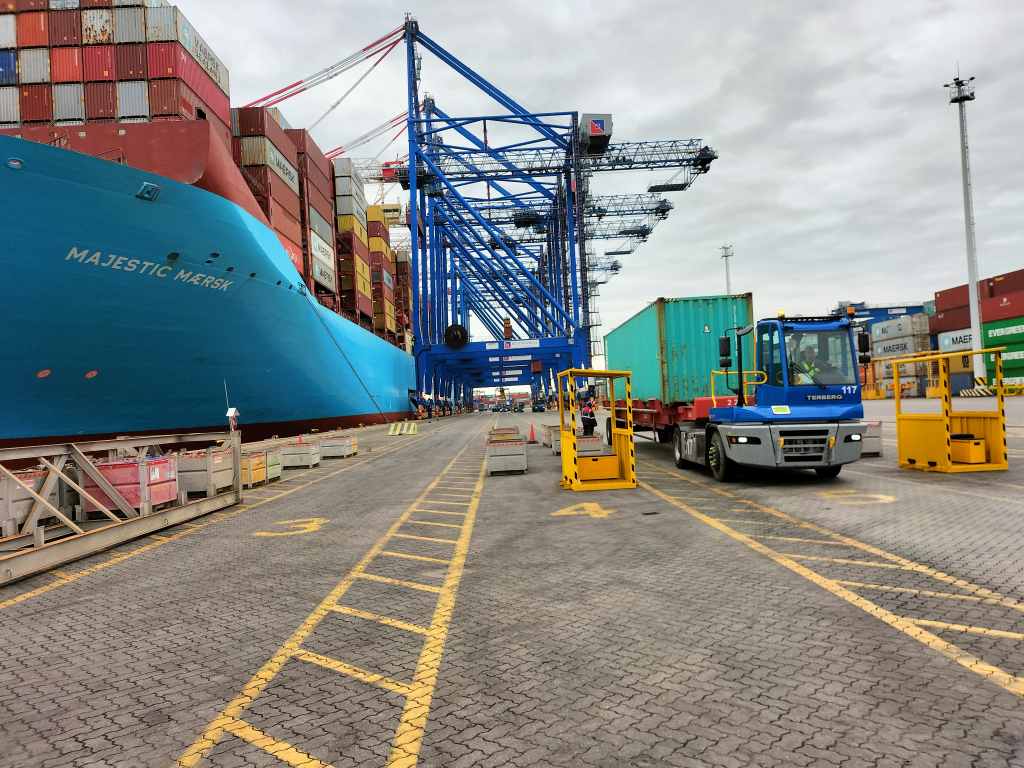 Studenci Logistyki z wizytą studyjną w Baltic Hub Container Terminal