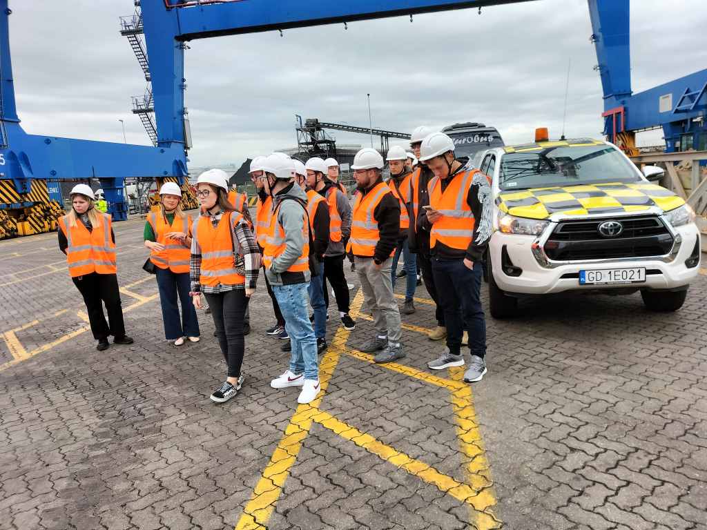 Studenci Logistyki z wizytą studyjną w Baltic Hub Container Terminal
