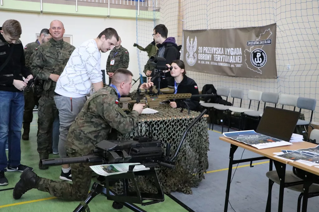 VI Targi EDUKACJA &ndash; PRACA &ndash; KARIERA, czyli o finale Dni Kariery