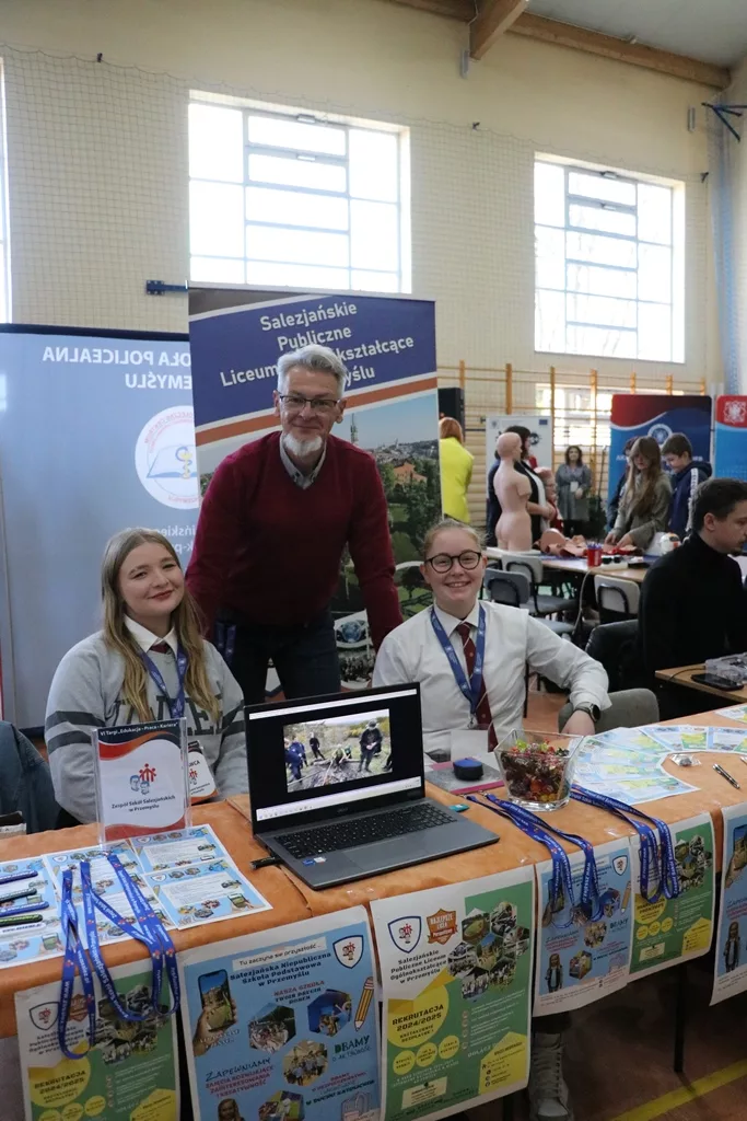 VI Targi EDUKACJA &ndash; PRACA &ndash; KARIERA, czyli o finale Dni Kariery