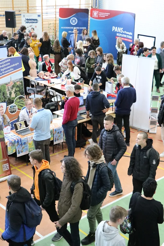 VI Targi EDUKACJA &ndash; PRACA &ndash; KARIERA, czyli o finale Dni Kariery