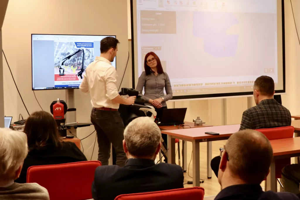 Warsztaty inżynierii odwrotnej i technik pomiarowych w INT
