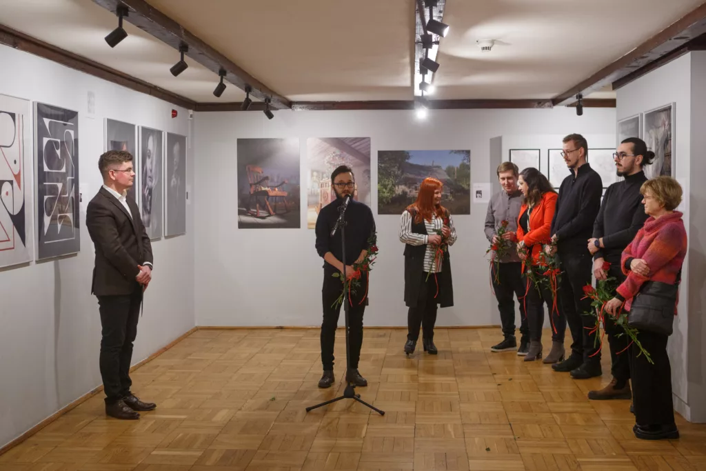 Wystawa prac wykładowców ISP PANS