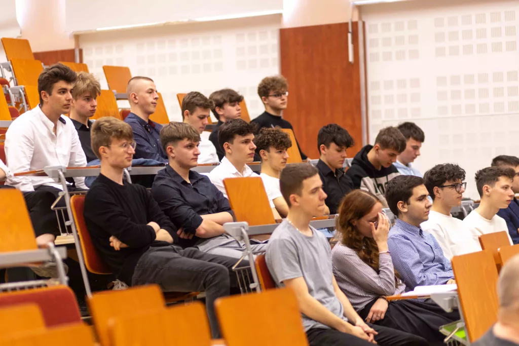 Studiuj i odkrywaj, czyli VI DZIEŃ ERASMUSA w PANS