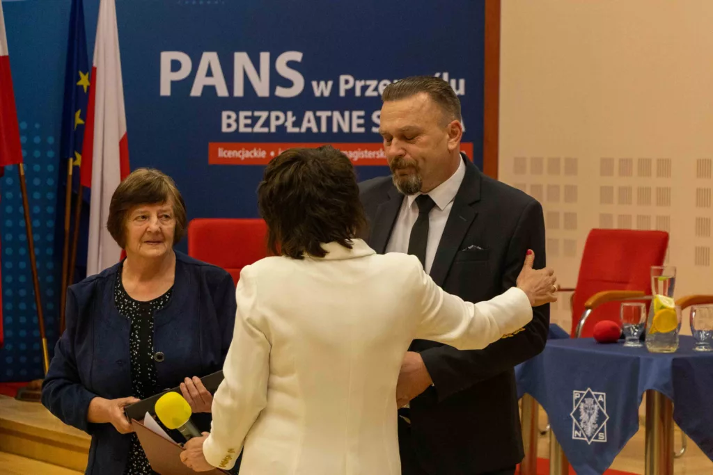 Międzynarodowa Konferencja Naukowo-Szkoleniowa „Profesjonalizm i samodzielność zawodowa współczesnego pielęgniarstwa” (8-9 maja 2024 r.)