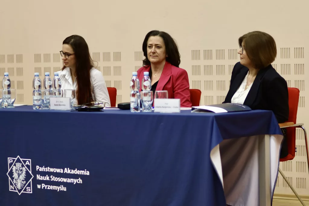 Międzynarodowa Konferencja Naukowo-Szkoleniowa „Profesjonalizm i samodzielność zawodowa współczesnego pielęgniarstwa” (8-9 maja 2024 r.)
