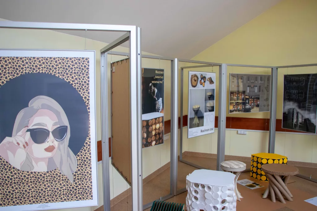 Wystawa końcoworoczna prac studentów ISP