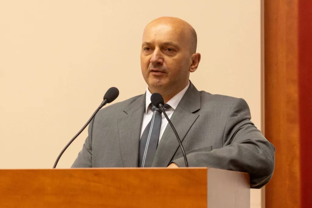 „Czepkowanie” 2024 – kolejni absolwenci pielęgniarstwa opuścili mury uczelni