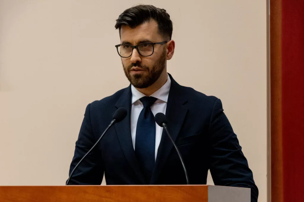 „Czepkowanie” 2024 – kolejni absolwenci pielęgniarstwa opuścili mury uczelni