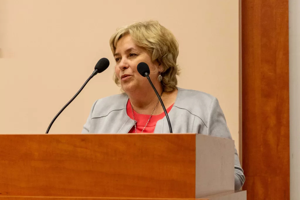 „Czepkowanie” 2024 – kolejni absolwenci pielęgniarstwa opuścili mury uczelni