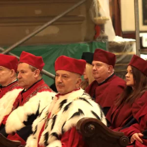 Magnificencje Rektorzy oraz Senat podczas mszy św.