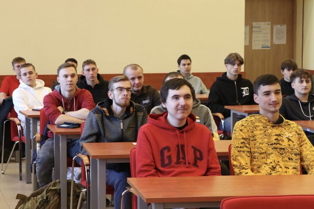 Kronika Dni Kariery PANS w Przemyślu cz. II