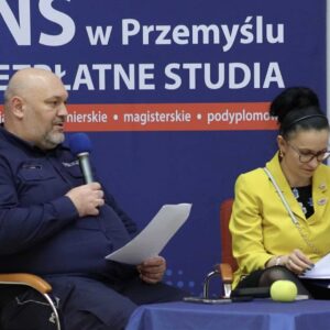 Moderatorzy II panelu dyskusyjnego: dr J. Kiszka, prof. A. Pieniążek