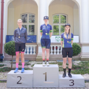 zwyciężczynie na podium