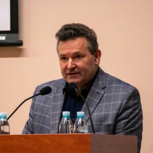 dr Sławomir Solecki - prorektor ds. rozwoju i współpracy
