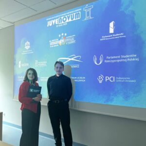 studenci kierunku informatyka w biznesie