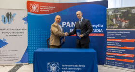 Współpraca PANS i PCPR: praktyki, projekty, wsparcie i wspólne inicjatywy społeczne