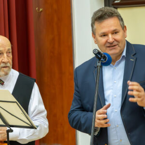Prorektor ds. rozwoju i współpracy – dr Sławomir Solecki przy mikrofonie