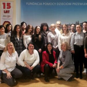 zdjęcie grupowe uczestników konferencji