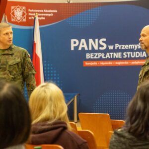 przedstawiciele Wojskowego Centrum Rekrutacji w Jarosławiu