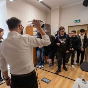 pokaz sprzętu w Instytucie Sztuk Projektowych