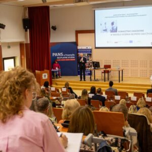 Uczestnicy konferencji (widok z góry)