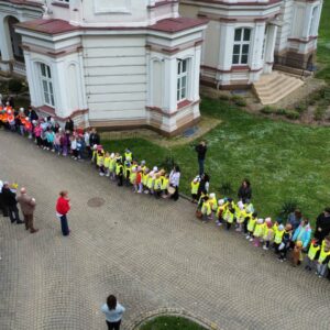 grupy przedszkolne pod Pałacem Lubomirskich