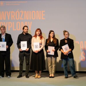 pamiątkowe zdjęcie grupowe