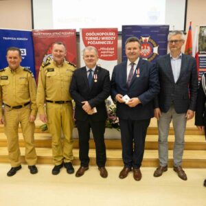 pamiątkowe zdjęcie grupowe